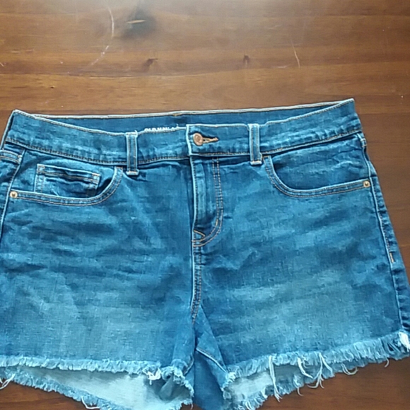 old navy boyfriend shorts